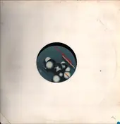 Ultraphaze - Here Comez The Bass