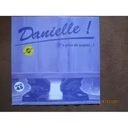 Urgent Paper - Danielle ! (Y'A Plus De Papier...)