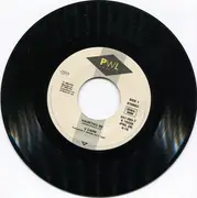 7inch Vinyl Single - V Capri - Haunting Me