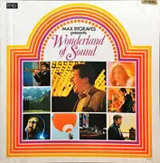 LP-Box - Petula Clark / Sandie Shaw / Status Quo a.o. - Max Bygraves presents Wonderland of Sound - Hardcoverbox + insert
