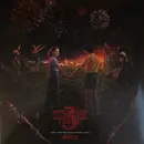 LP-Box - The Who, Madonna a.o. - Stranger Things 3: (Music From The Netflix Original Series) - Ltd Ed, Purple Splatter Vinyl, 7'inch, Mini-Poster