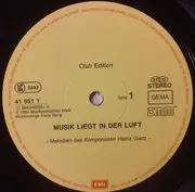 LP - Harald Juhnke, Cornelia Froboess, Cindy & Bert, a.o. - Musik Liegt In Der Luft