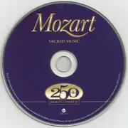 Double CD - Mozart - Sacred Music / Serenades & Divertimenti