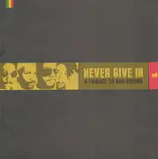 CD - Moby / Sepultura / Tumoil / a.o. - Never Give In: A Tribute To Bad Brains