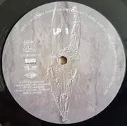 LP-Box - Venom - Cast In Stone