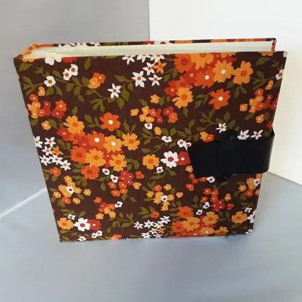 Vintage Schallplattenalbum - Mit Blumenmuster Stoff & Schnallen-Verschluss, für 16 LPs