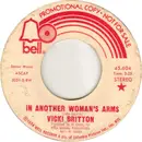7inch Vinyl Single - Vicki Britton - In Another Woman's Arms