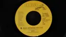 7inch Vinyl Single - Wax - Right Between The Eyes