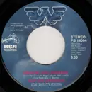 7'' - Waylon Jennings - Drinkin' And Dreamin' / Prophets Show Up In Strange Places