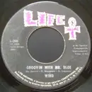 7'' - Wind - Make Believe / Groovin' With Mr. Bloe