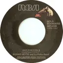 7'' - Will Glahé Und Sein Orchester / Bernie Wyte And His Polka Band - Beer Barrel Polka / Hot Pretzels