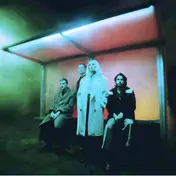 Wolf Alice - Blue Weekend