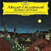Mozart - Divertimenti Für Bläser • For Winds
