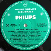 LP - Yves Montand - À L'Étoile - Mono