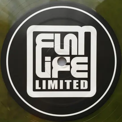 Alessio Pagliaroli / Oliver Kucera - Flatlife Limited 01