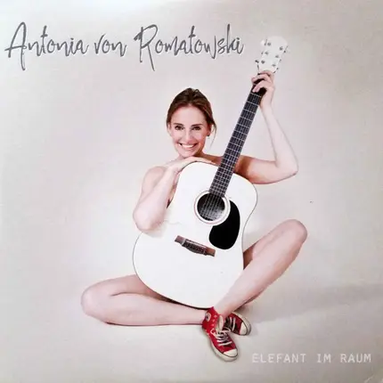 Antonia von Romatowski - Elefant im Raum