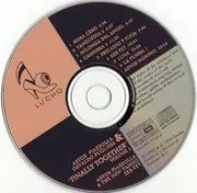 CD - Astor Piazzolla & Osvaldo Pugliese - Finally Together (Volume 1 - Astor Piazzolla & The New Tango Sex-Tet Live In: 'Carré' - Amsterdam)