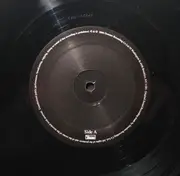 LP - Arctic Monkeys - Whatever People Say I Am, That's What I'm Not