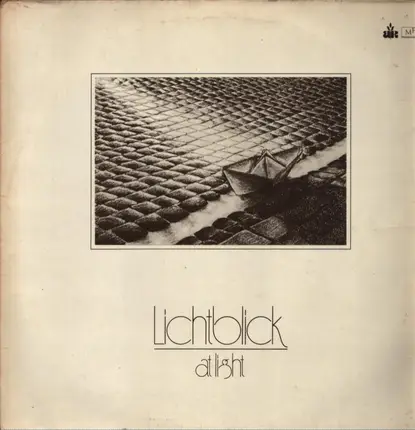 At Light - Lichtblick