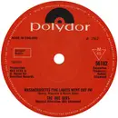 7inch Vinyl Single - Bee Gees - Massachusetts (The Lights Went Out In) - Solid Centre