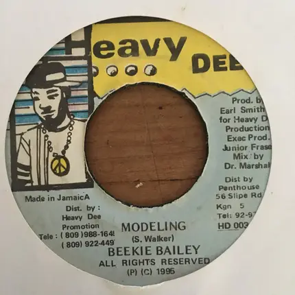 Beekie Bailey - Modeling