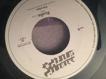 Beenie Man & Calibe - World Peace