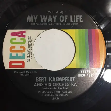 Bert Kaempfert & His Orchestra - Malaysian Melody