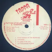 LP - Beres Hammond - Putting Up Resistance