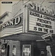 LP - Bing Crosby, Winifred Shaw, Judy Garland, - Hollywood is on the air