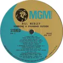 LP - Bill Medley - Someone Is Standing Outside