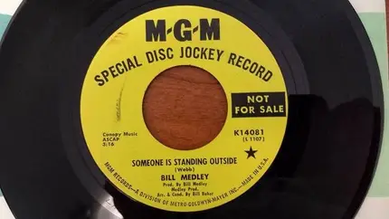 Bill Medley - Someone Is Standing Outside