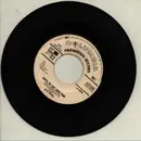 7inch Vinyl Single - Billy Walker - Kissing You / You're The Only Good Thing (That's Happened To Me)