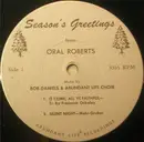 7inch Vinyl Single - Bob Daniels & The Abundant Life Choir - Season's Greetings From Oral Roberts