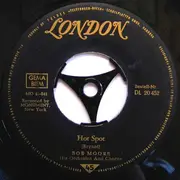 7inch Vinyl Single - Bob Moore And His Orchestra / Bob Moore And His Orchestra And Chorus - Mexico /Hot Spot - Drum & Instruments Sleeve