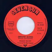 7inch Vinyl Single - Black Velvet - There Goes My Heart Again / Groove Along