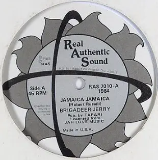 Brigadier Jerry - Jamaica Jamaica / Three Blind Mice
