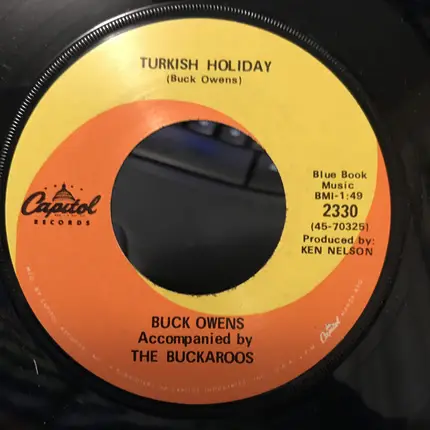 Buck Owens Accompanied By The Buckaroos - Things I Saw Happening At The Fountain On The Plaza When I Was Visiting Rome Or Amore