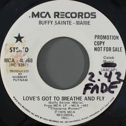 Buffy Sainte-Marie - Love's Got To Breathe And Fly