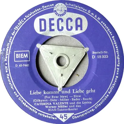 Caterina Valente - Tschau Tschau Bambina ...!