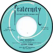 Cathy Carr With Dan Belloc Orchestra And Chorus - Una Momento / It Looks Like Love