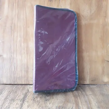CD Tasche - in bordeaux rot für 96 CDs