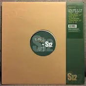 Celi Bee & The Buzzy Bunch - One Love /  Superman