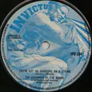 7inch Vinyl Single - Chairmen Of The Board - You've Got Me Dangling On A String - Solid Centre