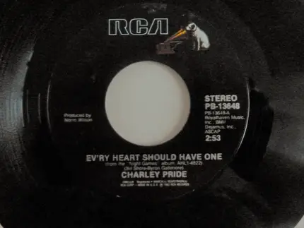 Charley Pride - Every Heart Should Have One