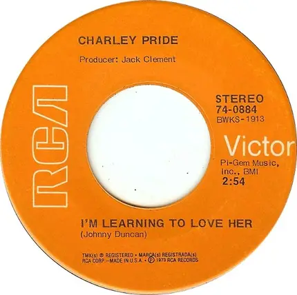Charley Pride - I'm Learning To Love Her