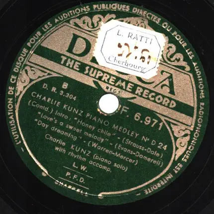 Charlie Kunz - Charlie Kunz Piano Medley. No. D.24