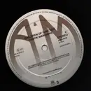 LP - Chuck Mangione - Children Of Sanchez - No cover/ only record 2