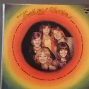 Circles - the New Seekers