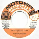 7inch Vinyl Single - Commodores - Old-Fashion Love / Heroes