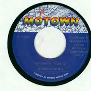 7inch Vinyl Single - Commodores - Sail On / Thumpin' Music